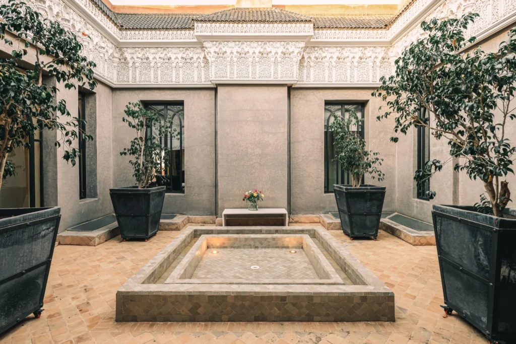 Palais-104-scaled