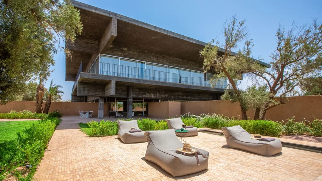 Pool-terrace