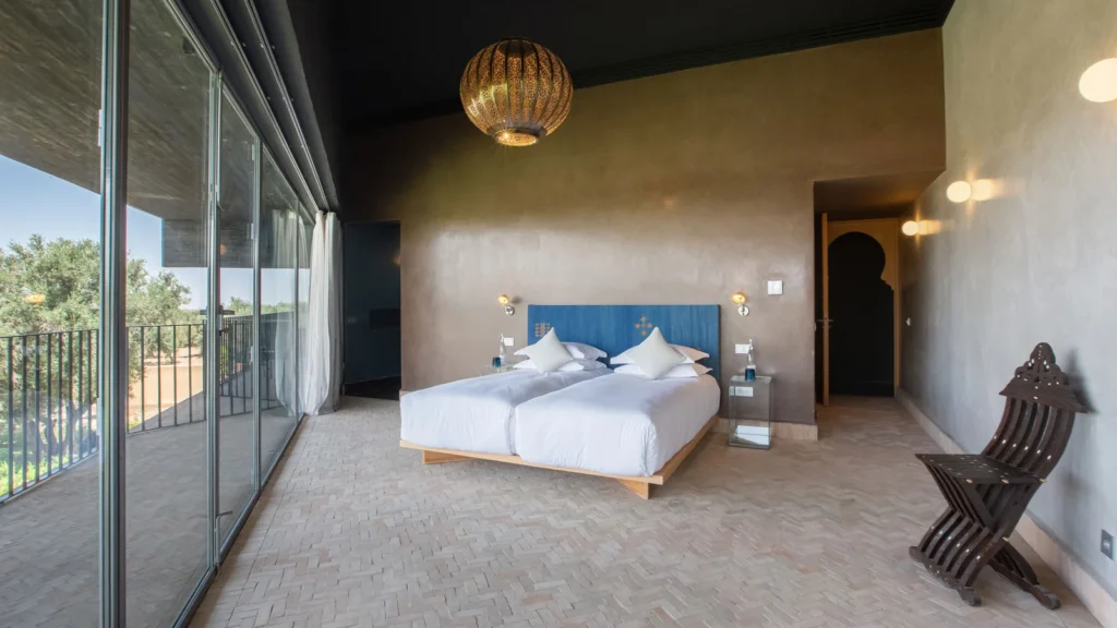 Twin-room