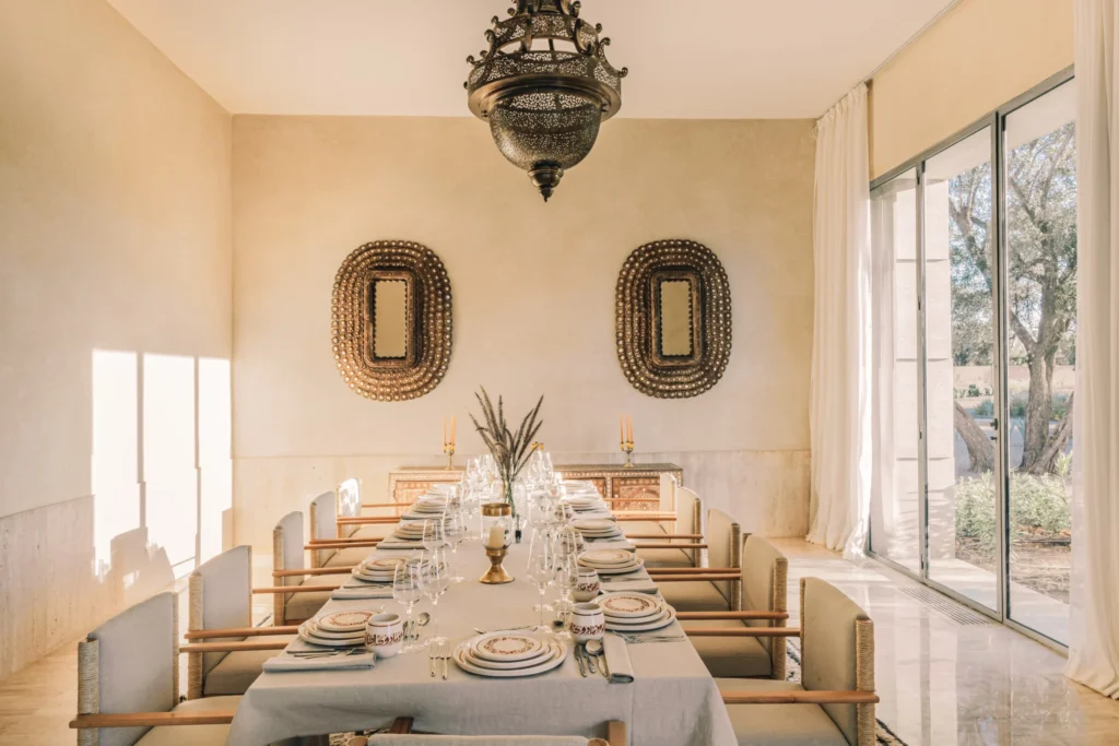 dining-room-scaled
