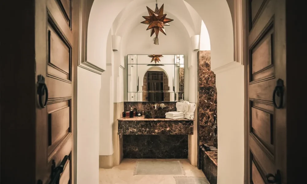 RIAD-AMAN2.jpg